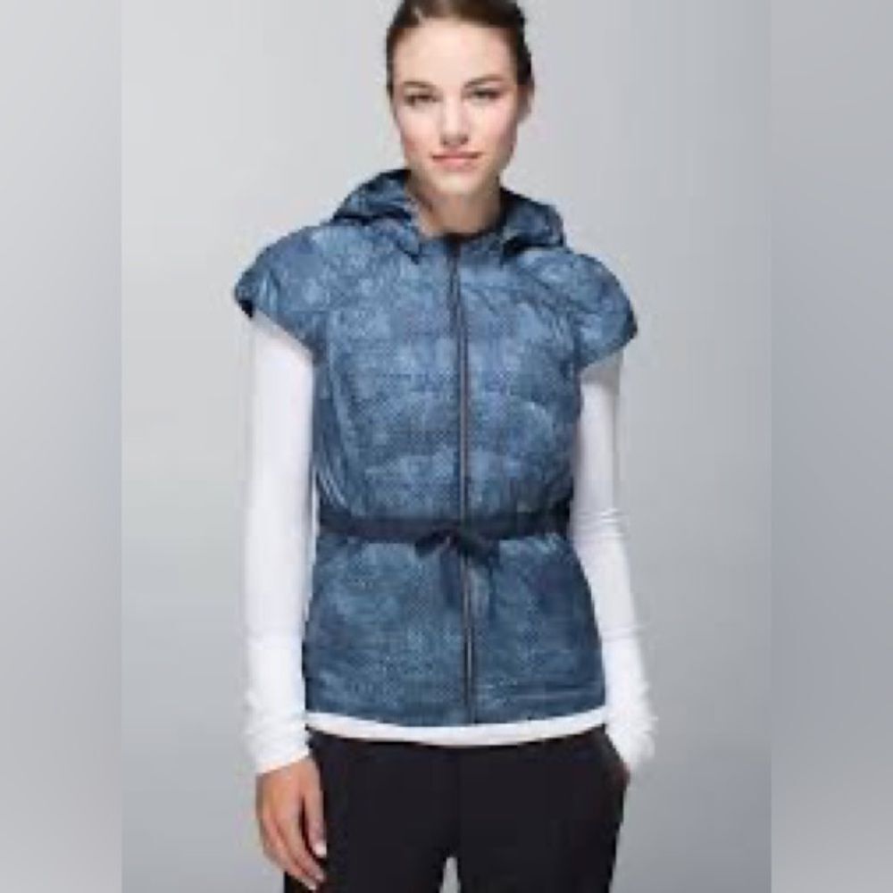 Lululemon Spring Fling down puffy down vest 6